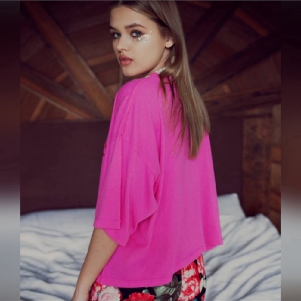 Daydream Nation Cat Lover Cropped Oversized in Kiss Pink Tee Size Small - Picture 12 of 13